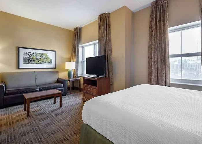 Extended America - Chicago - O'hare - Allstate Arena Hotel 2*