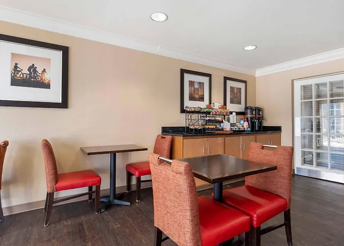 Extended America - Chicago - O'hare - Allstate Arena Hotel